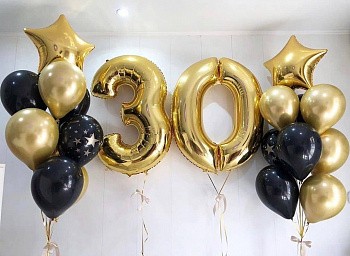 Композиция в золотом и черном цвете на 30 лет