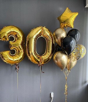 Букет на 30 лет в золотом и черном цвете
