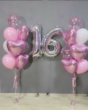 Композиция девушке на 16 лет в розовом цвете