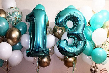 Готовое решение в цвете тиффани на 13 лет