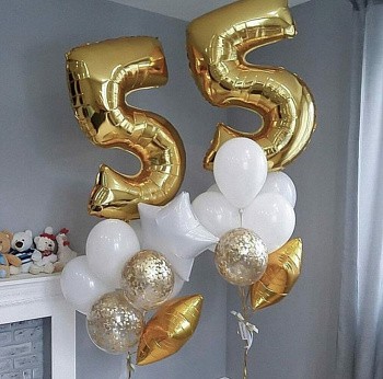 Гелиевые шары на 55 лет в золотом и белом цвете